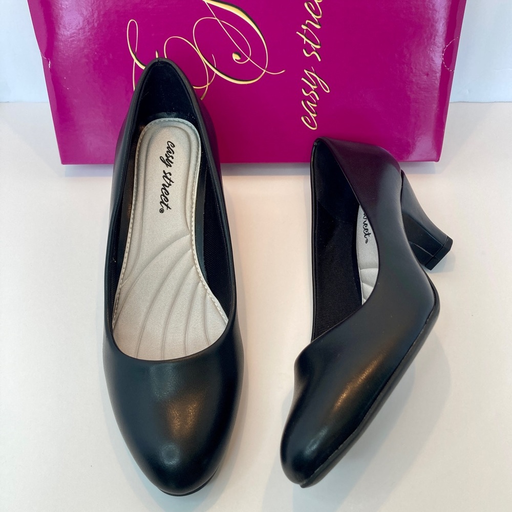 EASY STREET Fabulous Cone Heel Pumps Black 8.5WW